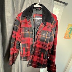 American Eagle outfitters red flannel with black corduroy collar
